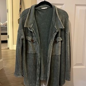 Bucketlist collection shacket, sized L